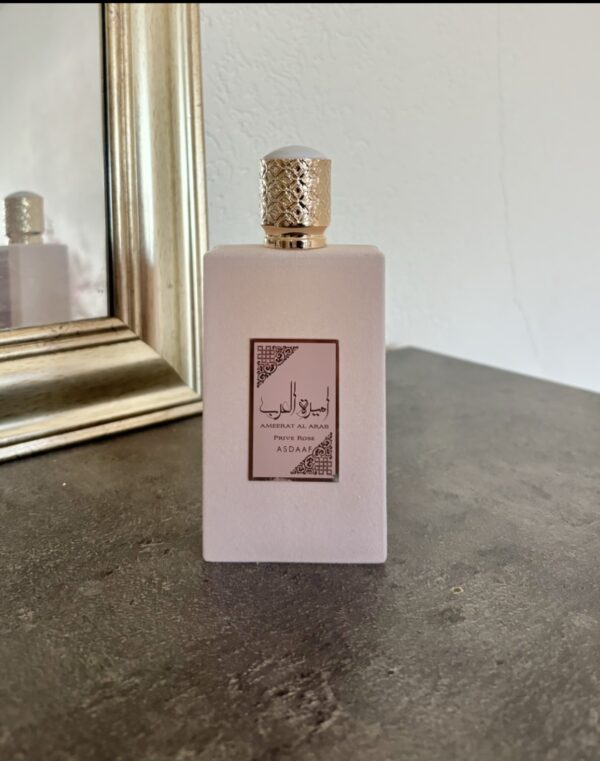 Ameerat Al Arab Privé Rose 
